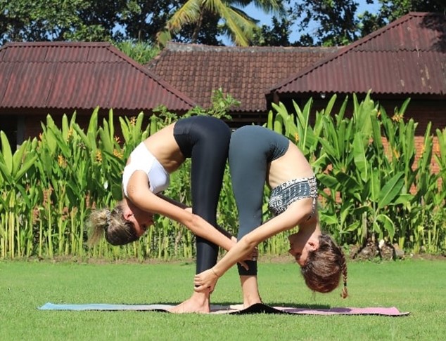 Lợi Ích Của Yoga Đôi Nam Nữ - Gợi Ý 5 Bài Tập Đơn Giản