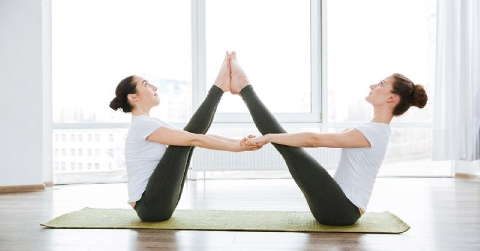 20 Tư thế yoga đôi nữ, tư thế yoga đôi nam đẹp nhất